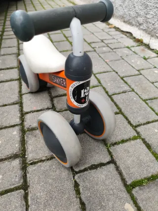 Bici de bebé sin pedales