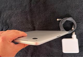 MacBook Pro 2020 i5 16GB RAM 1TB SSD