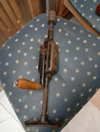 Berbiquí/Taladro Manual Antiguo.