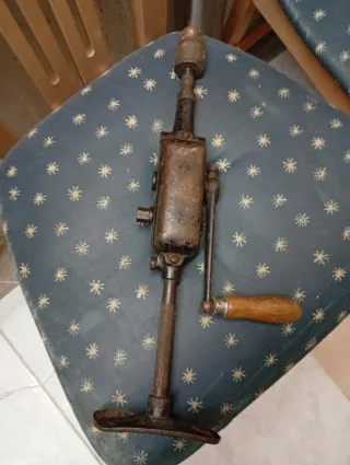 Berbiquí/Taladro Manual Antiguo.