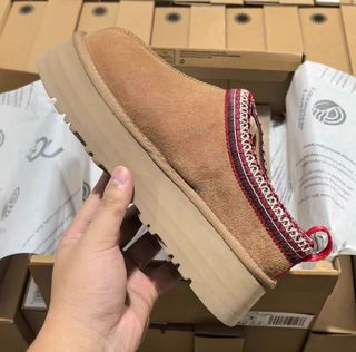 Stivali UGG senza tacco taglia 39