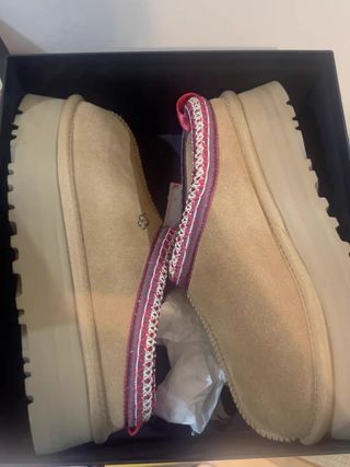 Stivali UGG beige taglia 37