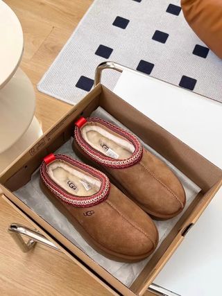 UGG Stivali invernali slip-on taglia 37 marrone