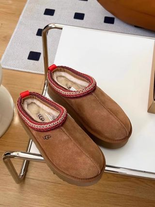 UGG Stivali invernali slip-on taglia 37 marrone