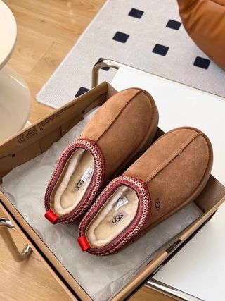 UGG Stivali invernali slip-on taglia 37 marrone
