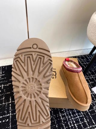 Stivali UGG Donna Taglia 36 Nuovi