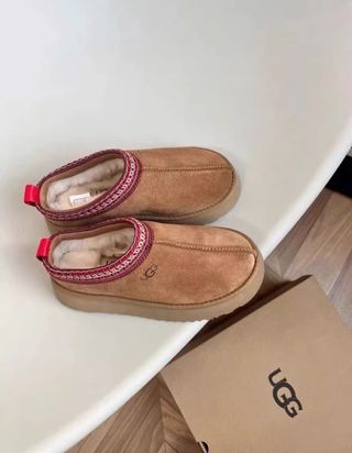 Stivali UGG invernali senza tacco taglia 38