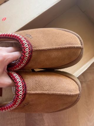 Stivali UGG Taglia 36 Marrone con Scatola