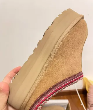 Stivali UGG invernali senza tacco taglia 36