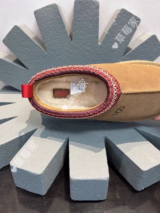 Stivali UGG Donna Taglia 36 Marrone Nuovi