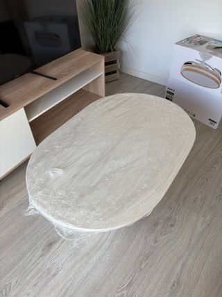 Mesa de centro moderna, nueva sin estrenar