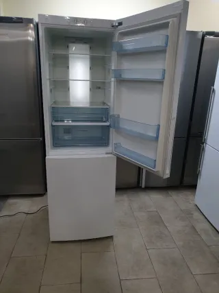 Nevera Haier 188x60cm A+ no Frost con Garantía