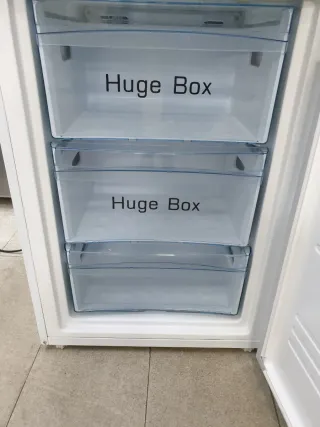 Nevera Haier 188x60cm A+ no Frost con Garantía