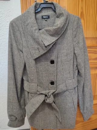 URGE!!Abrigo de Blanco