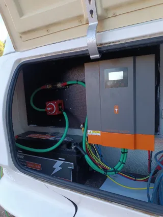 Inversor Híbrido Solar PowMr 2000W MPPT