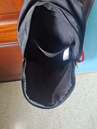 Mochila Hot Wheels Negra y Roja