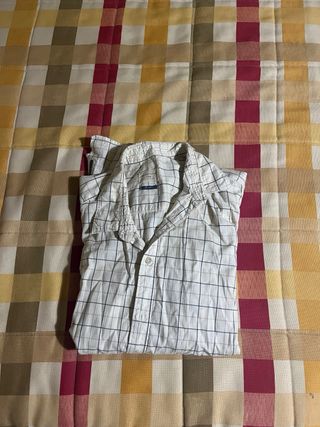 Ropa de hombre varia.