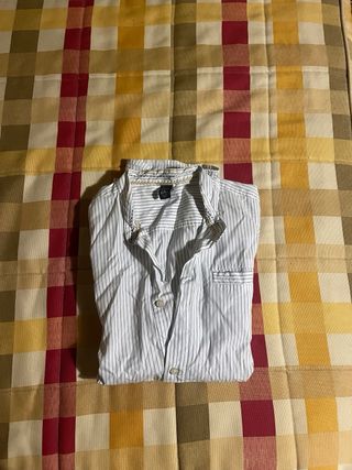 Ropa de hombre varia.