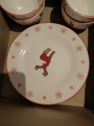 OFERTA HASTA DICIEMBRE REGALO LAS COPAS.Vajilla Na