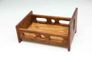 Cama de madera fotografia newborn