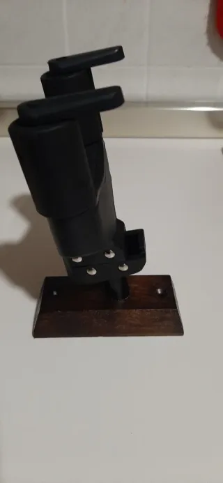 Supporto da parete Hercules per chitarra