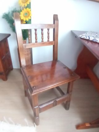 SILLA CASTELLANA ORIGINAL Y MESA ESCRITORIO MADERA