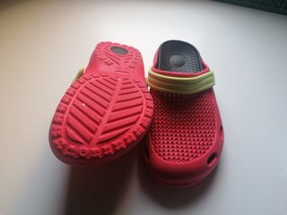 Zuecos tipo Crocs Talla 38