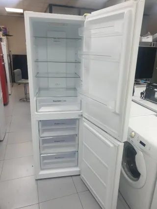 Nevera Combi Daewoo 1.85m con garantía