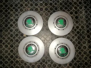 Tapacubos Skoda 4 tornillos