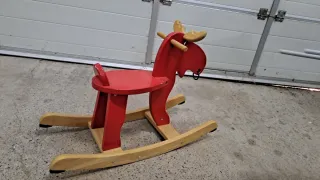 Caballito de madera infantil