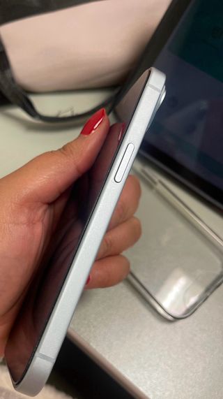 iPhone 15 128GB Azul/Plata - Como Nuevo