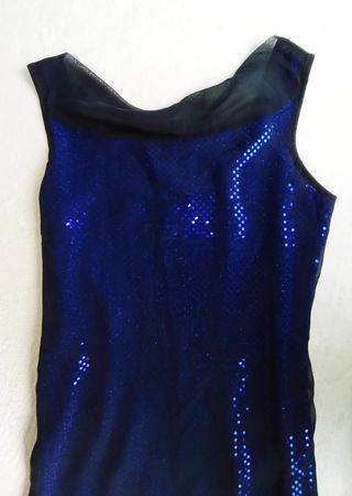 Vestido fiesta A ESTRENAR de gasa negra