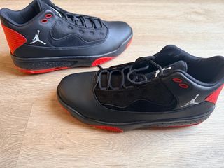 Nike Air Jordan Max Aura 2 Talla 43