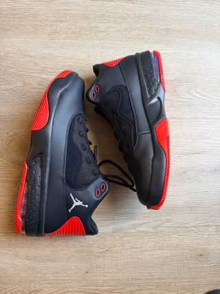 Nike Air Jordan Max Aura 2 Talla 43