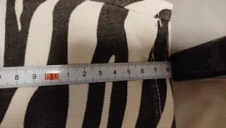 Pantalón estampado cebra