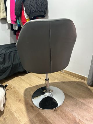 Silla Oficina/Barbería Cuero Sintético Gris