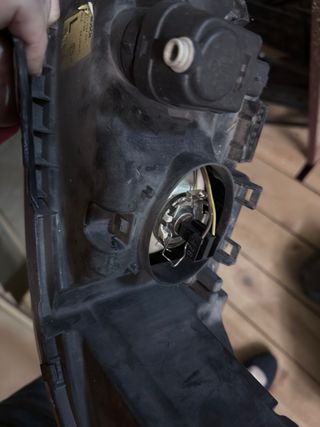 Faro Delantero Izq Peugeot 406 (95-04)