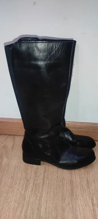 Botas altas negras