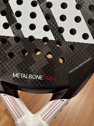 Pala Adidas Metalbone HRD+ Ale Galán 2024