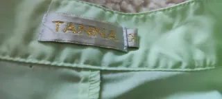 Blusa verde manga corta con bordado