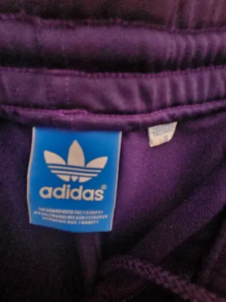 Pantalón chándal Adidas morado y naranja