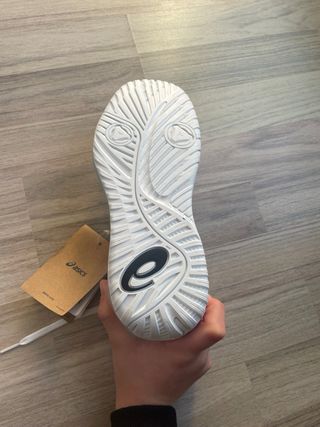 Zapatillas Asics Padel Blancas y Azules
