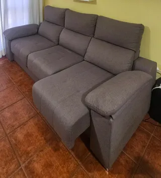 Sofá con asientos extensibles
