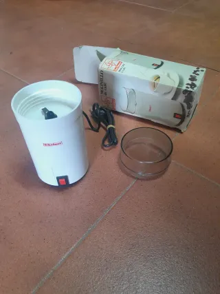 Molinillo de café eléctrico Kelner