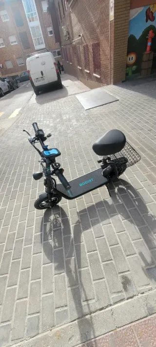 OFERTA Patinete eléctrico con sillín. Esta nuevo