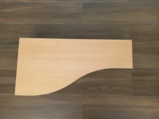 Soporte elevador para ordenador de madera