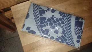 Foulard natalizio blu e bianco