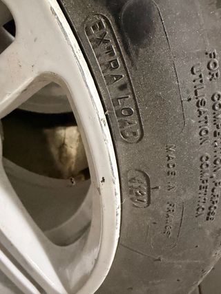 Neumático Michelin Competición 17