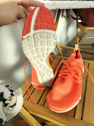 Nike Air Presto Naranja