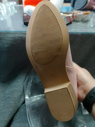 Botines rosas con tacón bajo